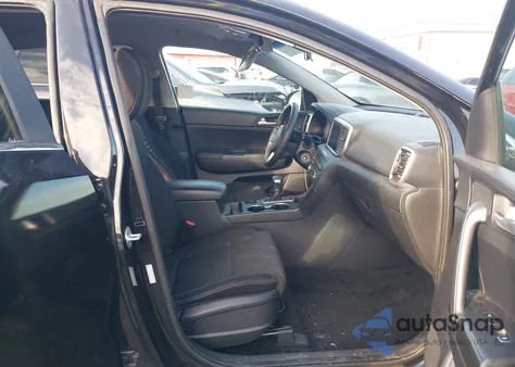 2020 Kia Sportage Lx z USA, uszkodzony, nr VIN KNDPM3AC4L7742958